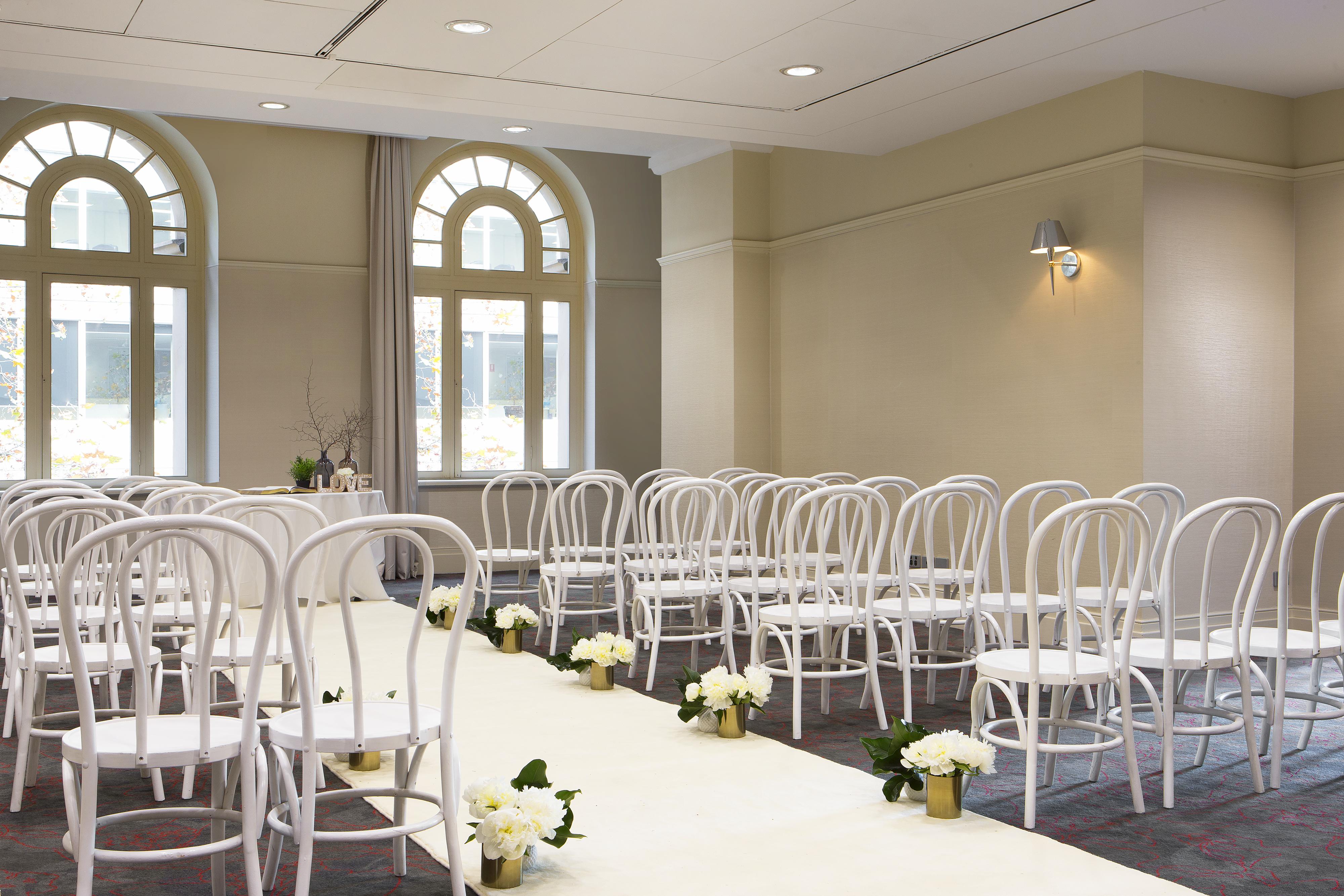 Sydney Harbour Marriott Hotel at Circular Quay Eksteriør bilde The Chapel