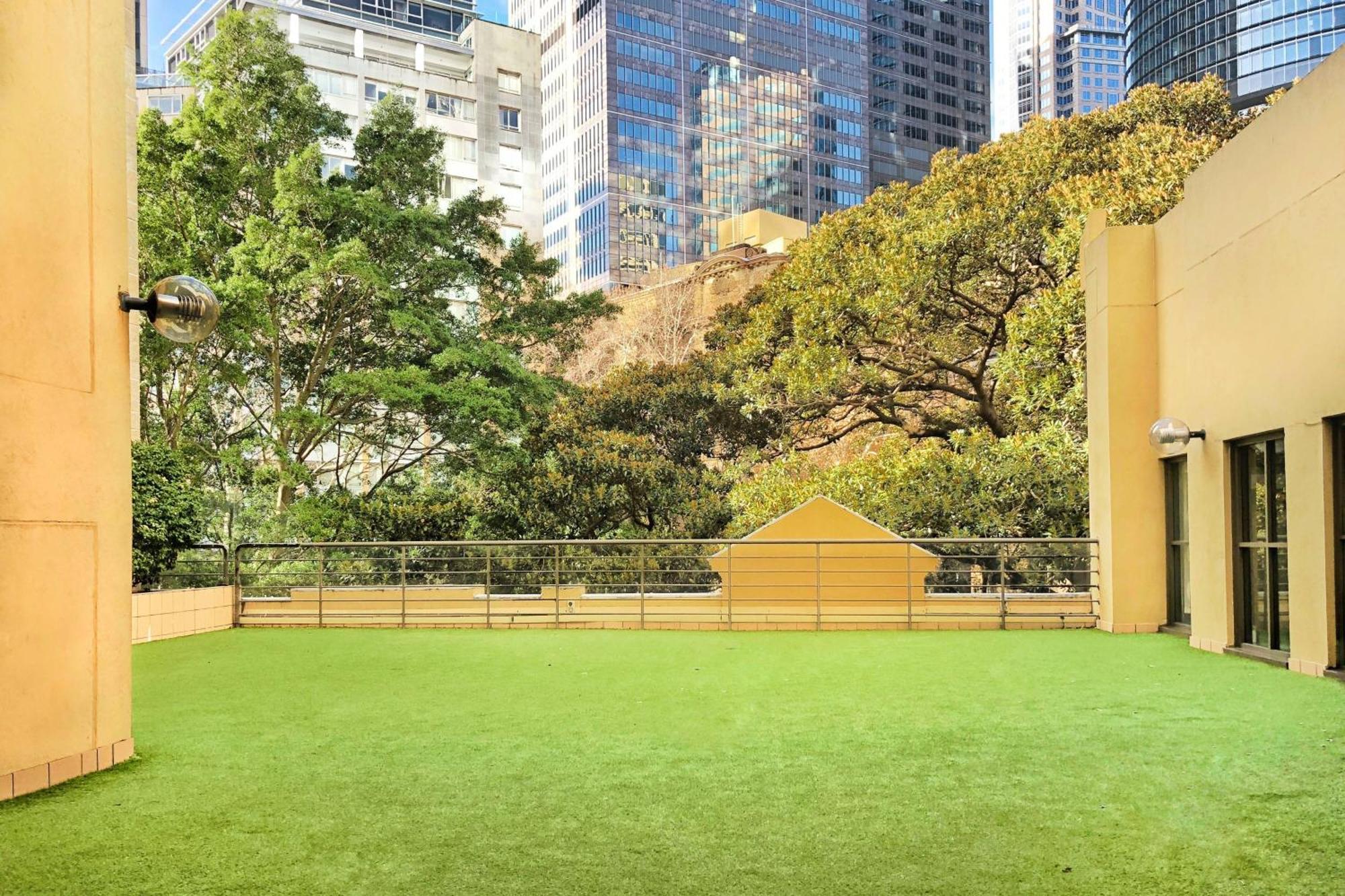 Sydney Harbour Marriott Hotel at Circular Quay Eksteriør bilde The rooftop garden