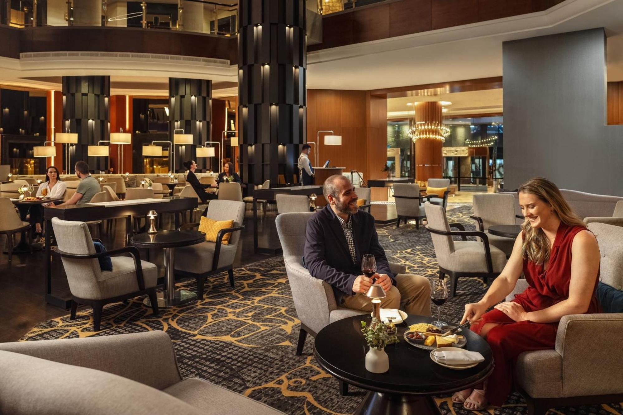 Sydney Harbour Marriott Hotel at Circular Quay Eksteriør bilde The lobby