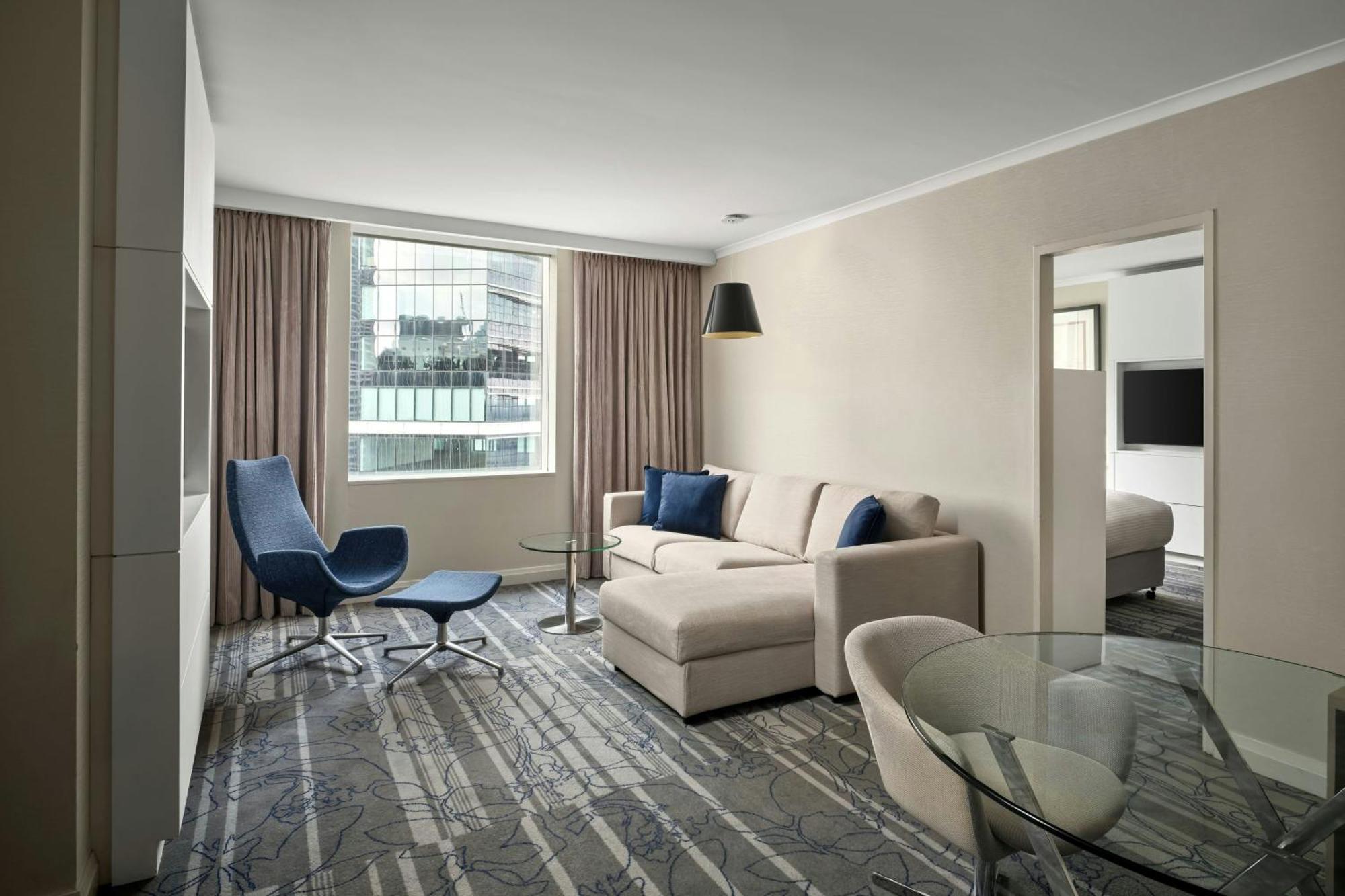 Sydney Harbour Marriott Hotel at Circular Quay Eksteriør bilde A suite at the hotel